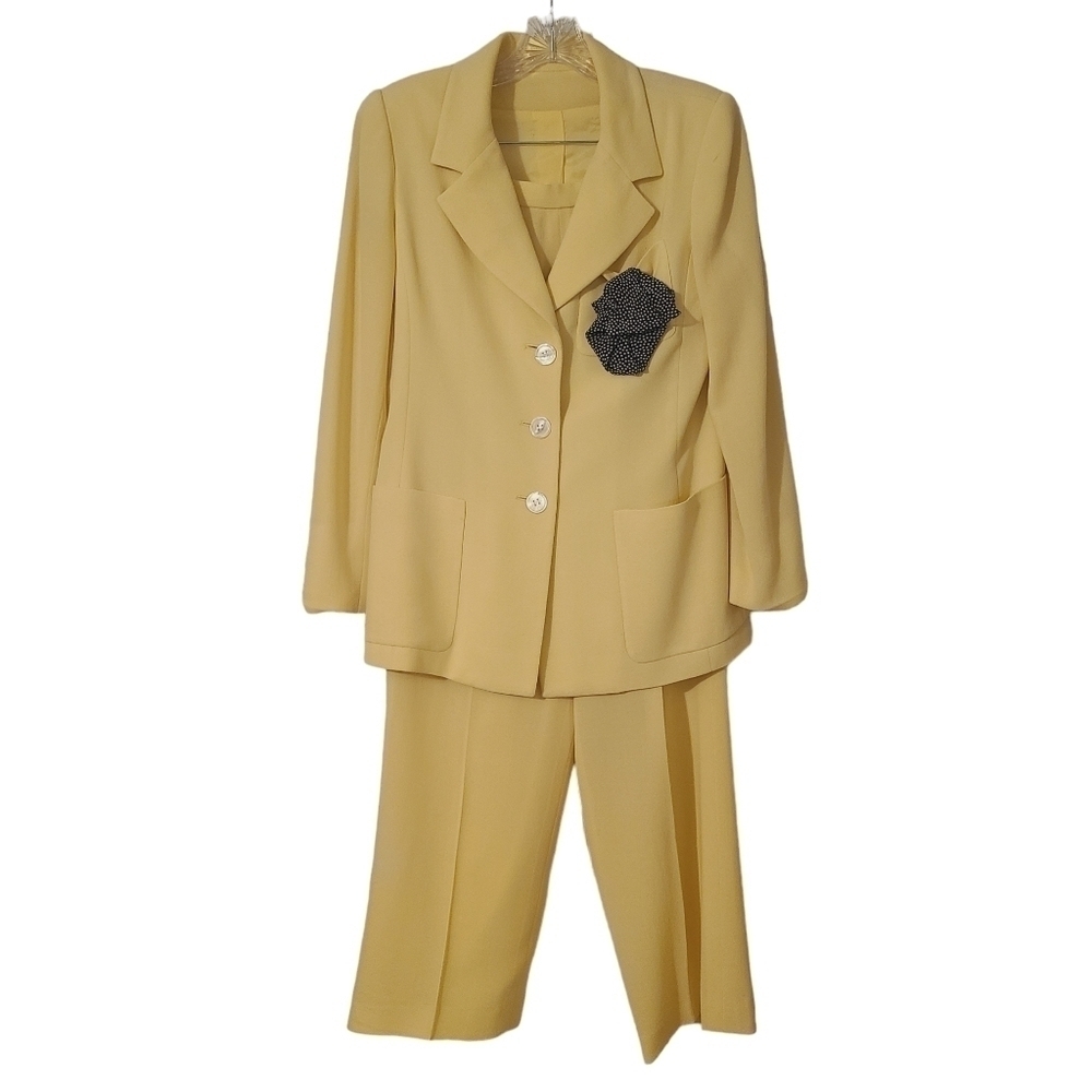 Oscar de le Renta | Women's Vintage Two Piece Yellow Pants Suit (Size 10)